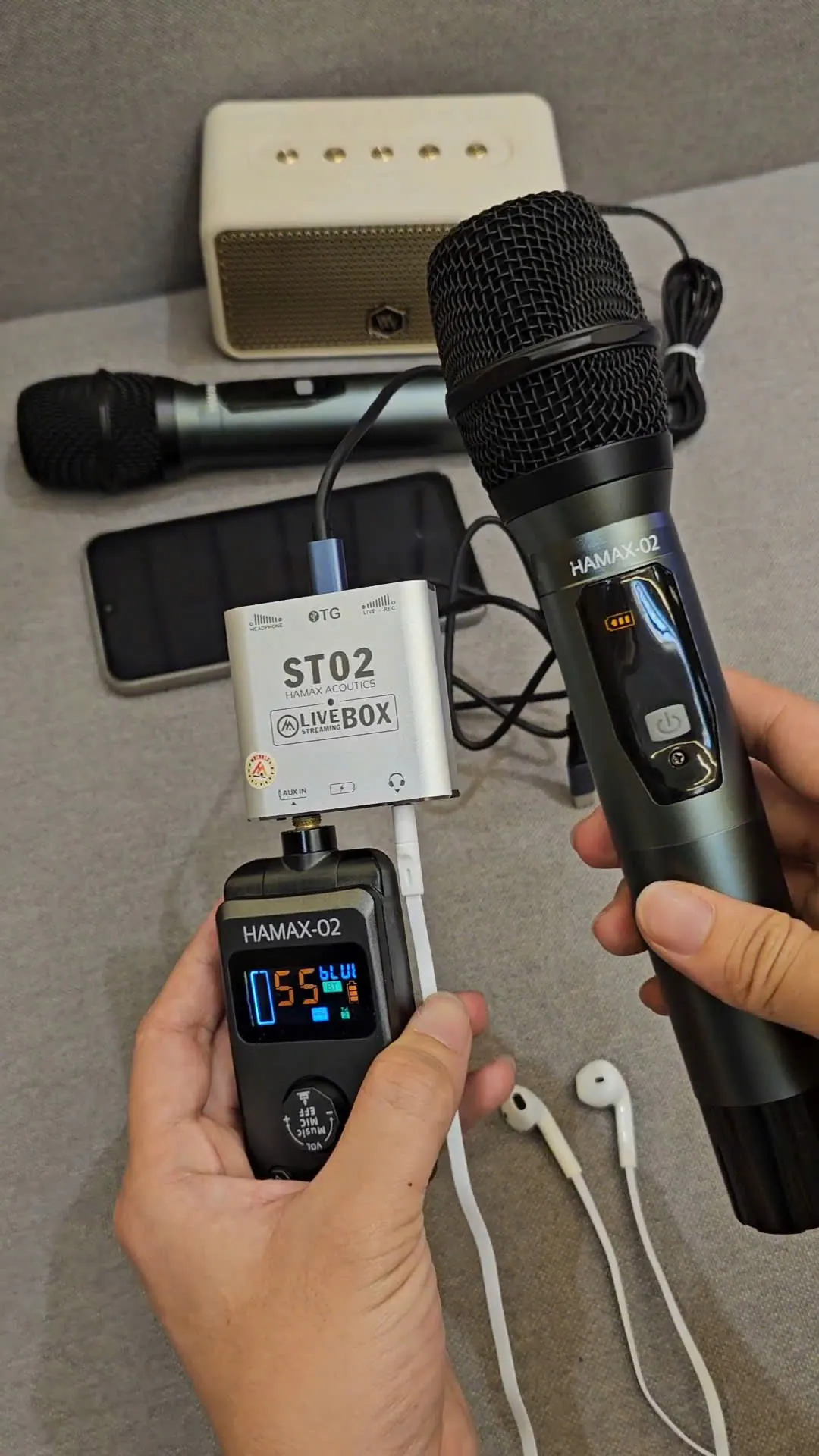 Hamax ST02 kết nối thực tế